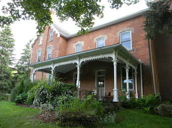 Hotel Millcroft Inn & Spa