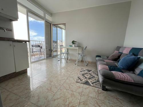 Las Americas Sea View And Beach Apartments