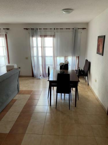 Agradable Apartamento Grande A 20 Sg de La Playa