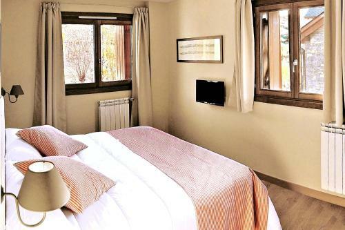 Apartamentos Chardins-chard�n de Llum