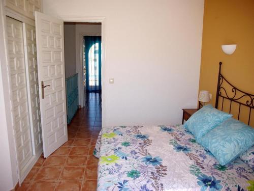 Amazing Apartment In Benitachell With Garden