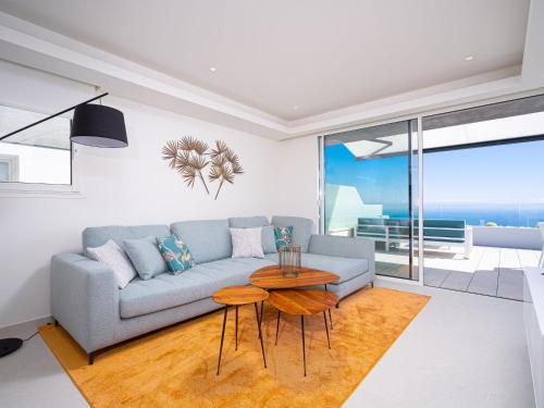 Apartment Blue Infinity