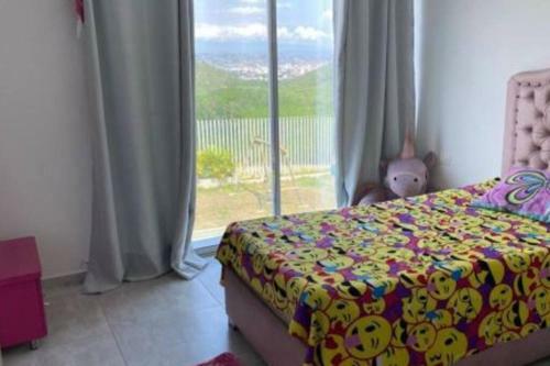 Hermosa Casa Amplia, Amoblada.