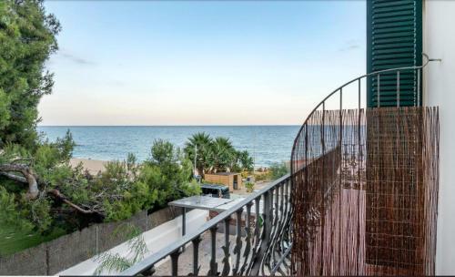 Hostal Kalima Beach