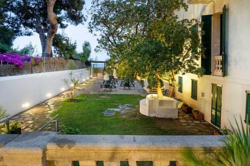 Hostal Kalima Beach