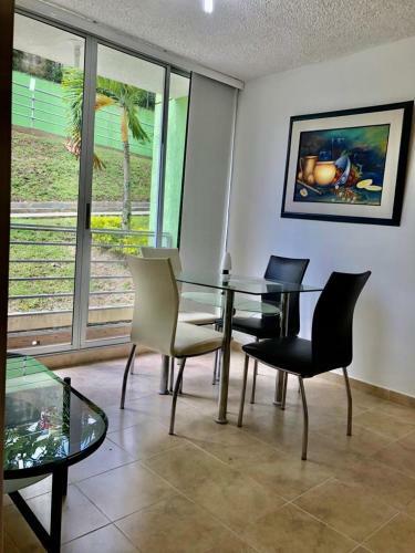 Apartamento Amoblado, Comodo Y Bien Ubicado En Ibague