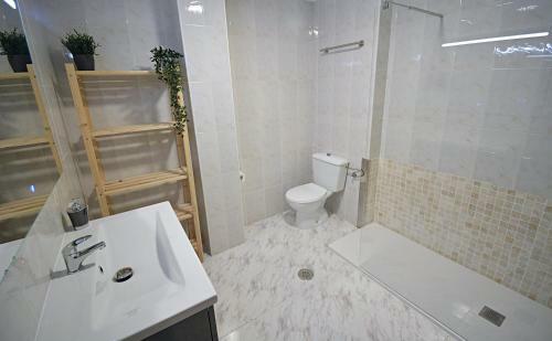 Apartamento Piso Con Parking En Fefi�anes