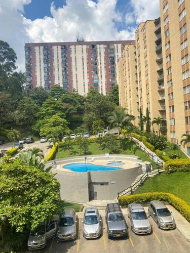 Apartamento Loma Del Indio. Cerca Al Poblado.