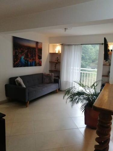 Apartamento Tu Hogar En Otro Lugar...tranquilo Y C�modo.