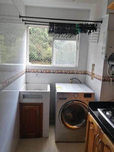 Apartamento Tu Hogar En Otro Lugar...tranquilo Y C�modo.