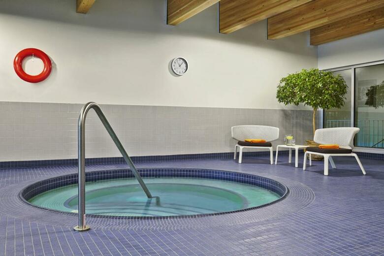 Sheraton Red Deer Hotel