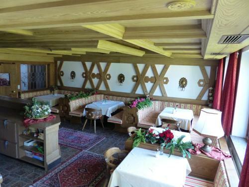 Hostal Pension Hohenrainer