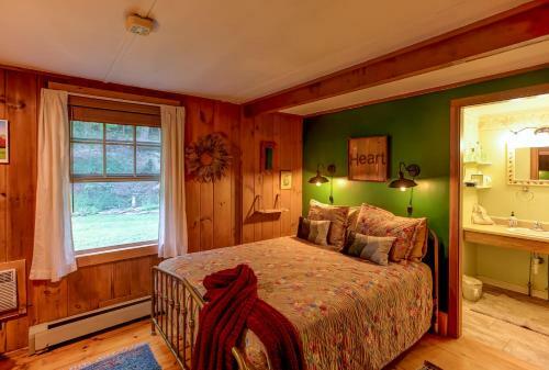 Posada Timberholm Inn