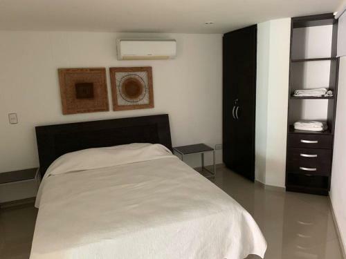 Luxury Apartment With Breathtaking Views And Beach