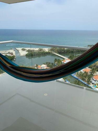 Luxury Apartment With Breathtaking Views And Beach