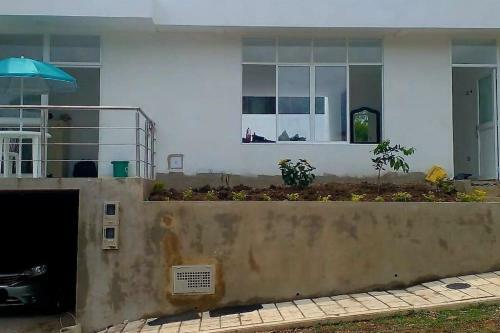 Apartamento Casa Completamente Nueva Con Piscina Privada.
