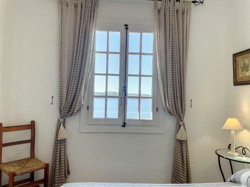 P98 - Bonito Apartamento Sobre El Mar