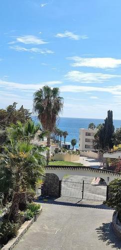 Seaview Apartment In Cotobro