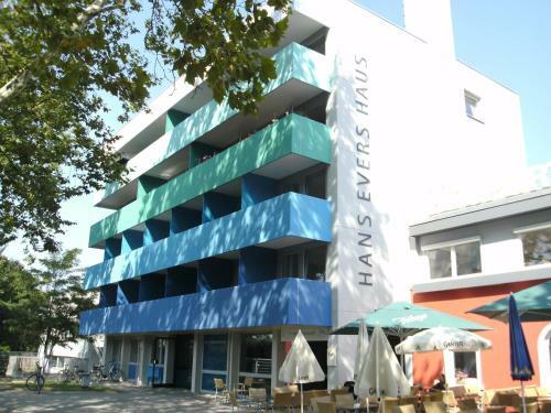 Ft Hotel & Restaurant
