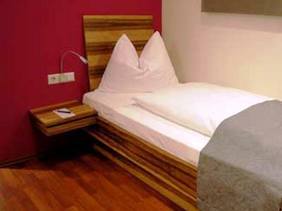 Amh Airport-messe-hotel Stuttgart
