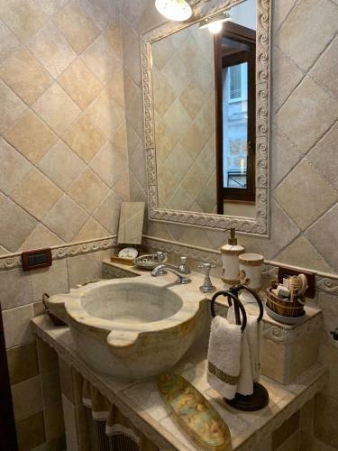 Apartamento Maidalchini House