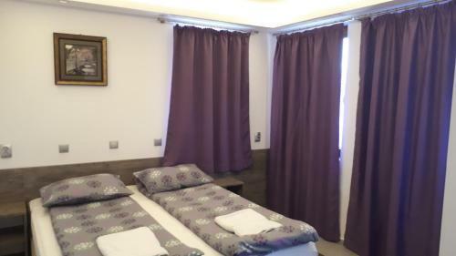 Hostal Guest Rooms Harmony
