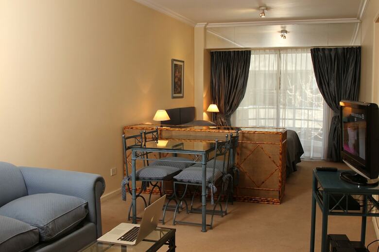 Mayla Apartments