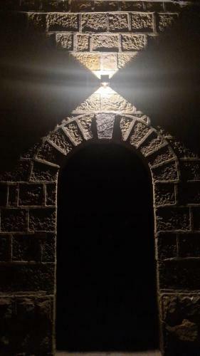 Casa In Pietra Immersa Nel Verde