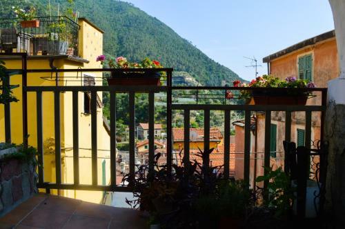 Alloggio U Sportegu Da E Monti A Giaia