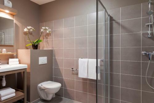 Hotel Neh� Suites Porte de Gen�ve