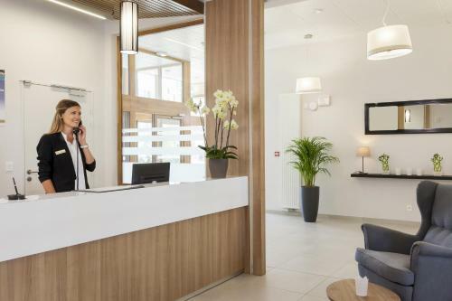 Hotel Neh� Suites Porte de Gen�ve