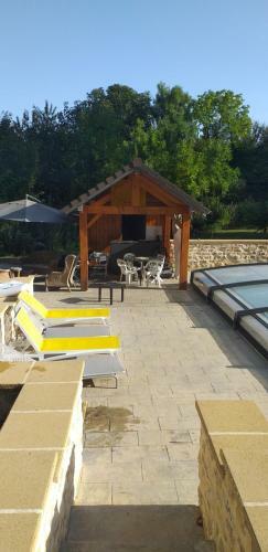 Hostal Chambres D'h�tes Le Petit Roche