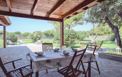 Comfortable And Spacious Villa - Baia Domizia