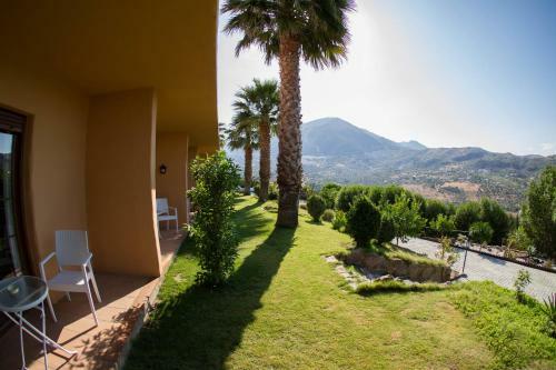Hotel Rural Cortijo De Salia