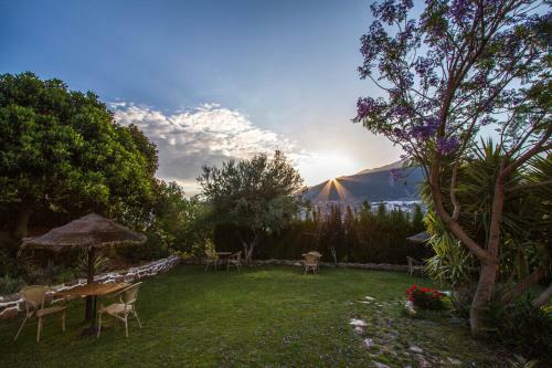 Hotel Rural Cortijo De Salia