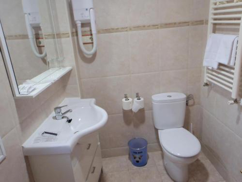 Hostal Fronton