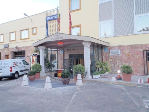 Hostal Fronton
