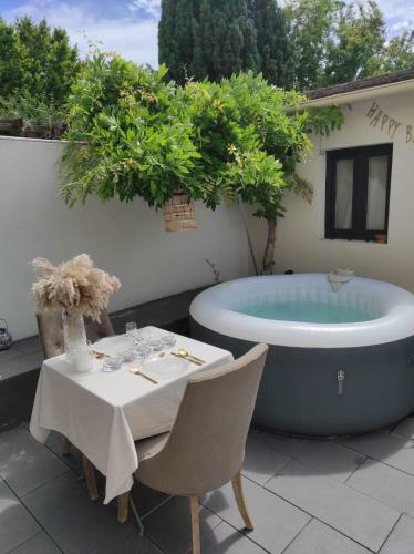 Logement Entier, Netflix Jacuzzi En Option