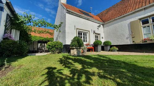 Hostal G�te Artbnb