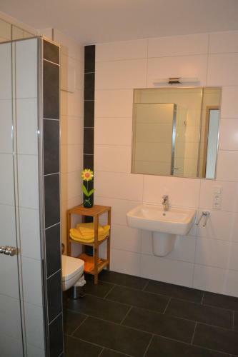 Apartamentos G�stehaus Weingut Mathy-schanz