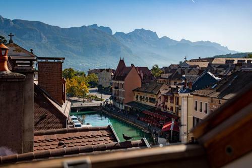 Annecy Clara's Apartment