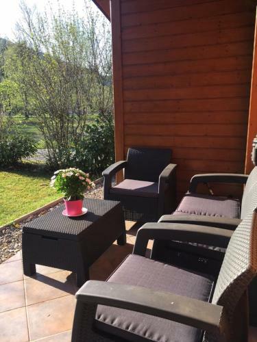 Annecy Lakeside Cabin