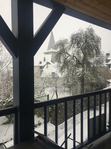 Le Balcon Face � L'aspin