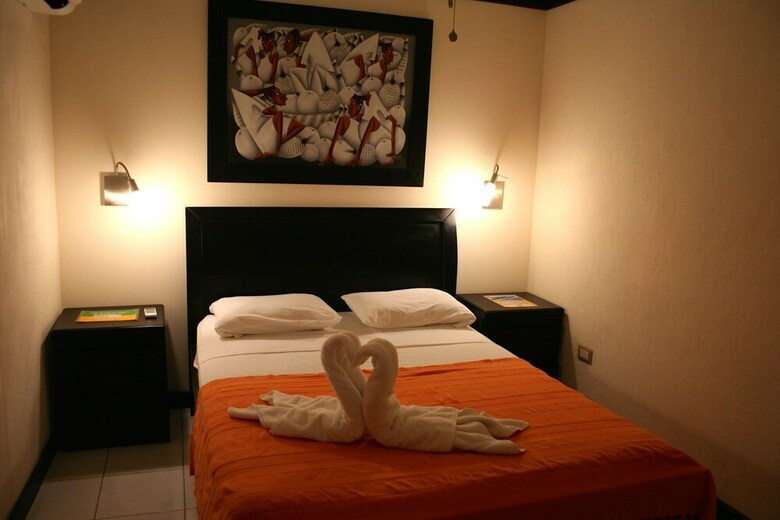 Tuanis Aparthotel
