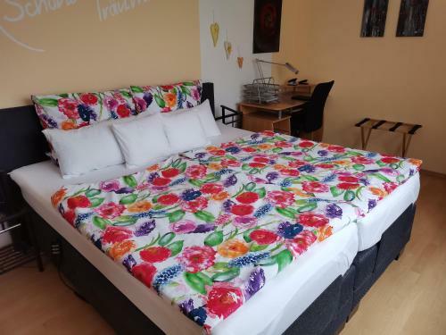 Apartamentos Ferienwohnungen Am Bruttiger Moselsteig