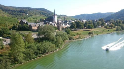 Apartamentos Ferienwohnungen Am Bruttiger Moselsteig