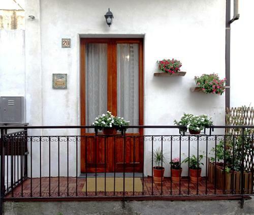 Hostal Guest House Le Ginestre Dell'etna