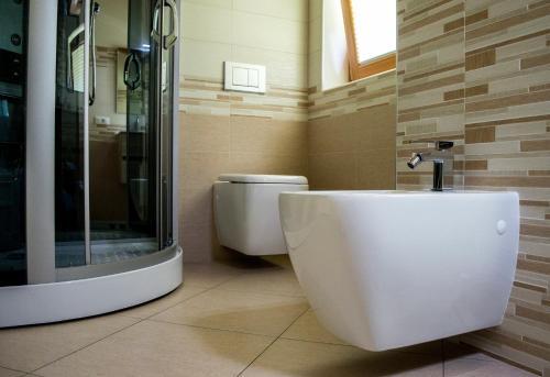 B&B Valtil�