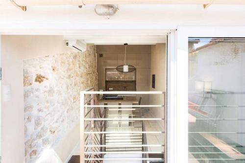 Luxurious 2-beds House In Old Antibes, Terrace