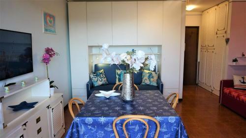 Apartamento Aprilia Residence